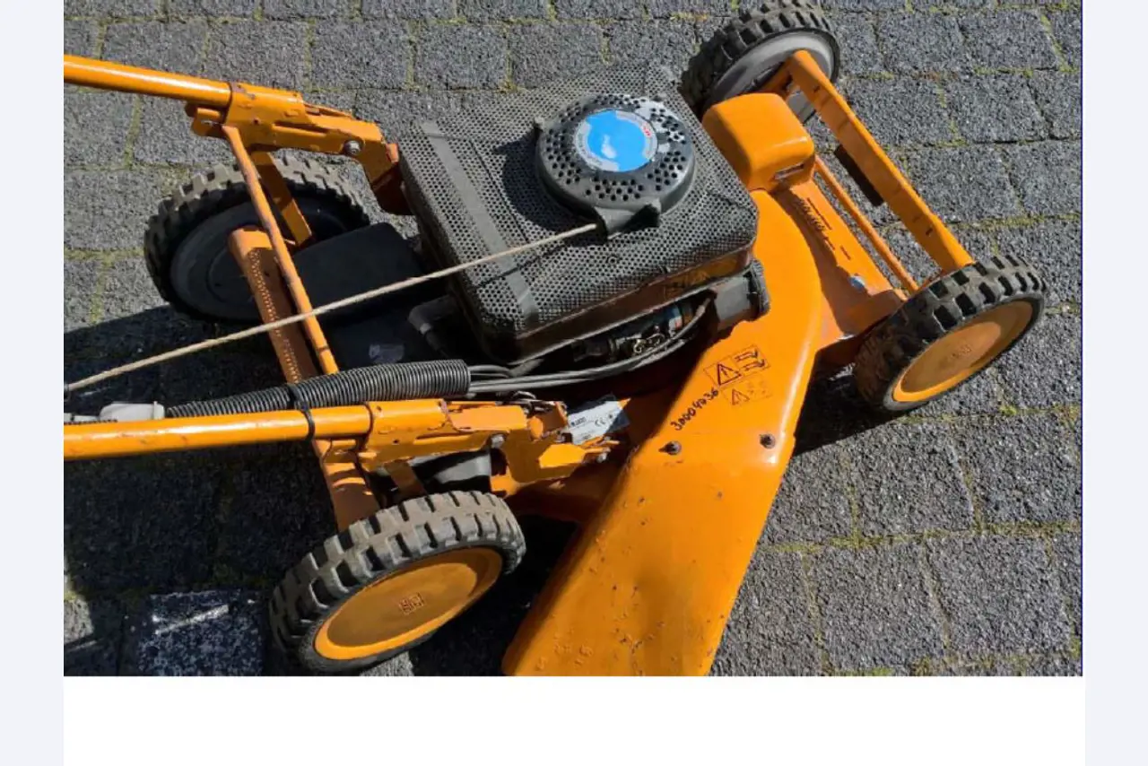 gepflegter Eisbrecher/ Motorschlepper <br>"Hugo Lentz"-2