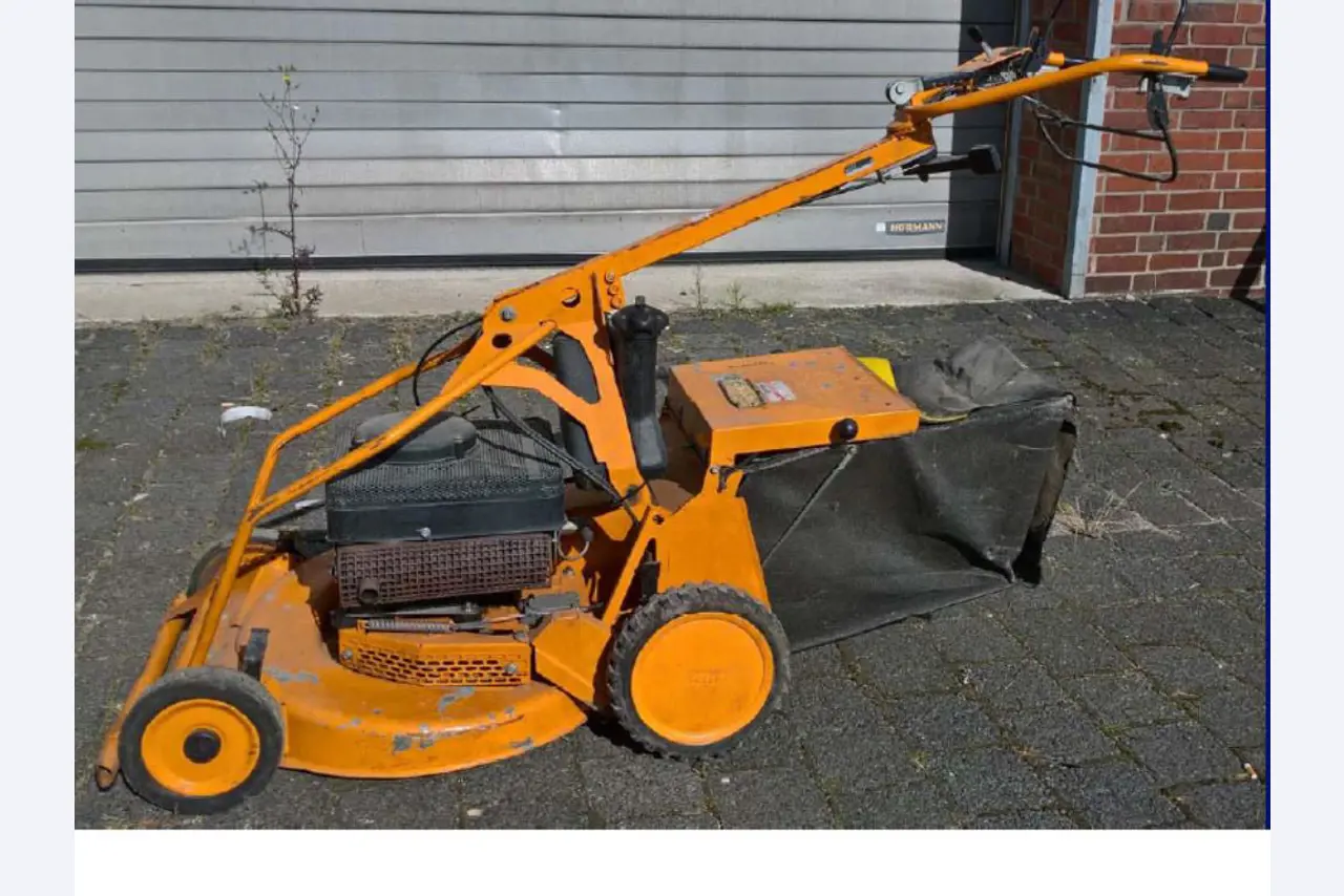 gepflegter Eisbrecher/ Motorschlepper <br>"Hugo Lentz"-2