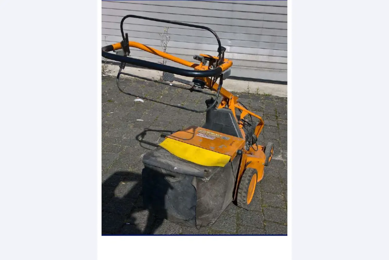 gepflegter Eisbrecher/ Motorschlepper <br>"Hugo Lentz"-7