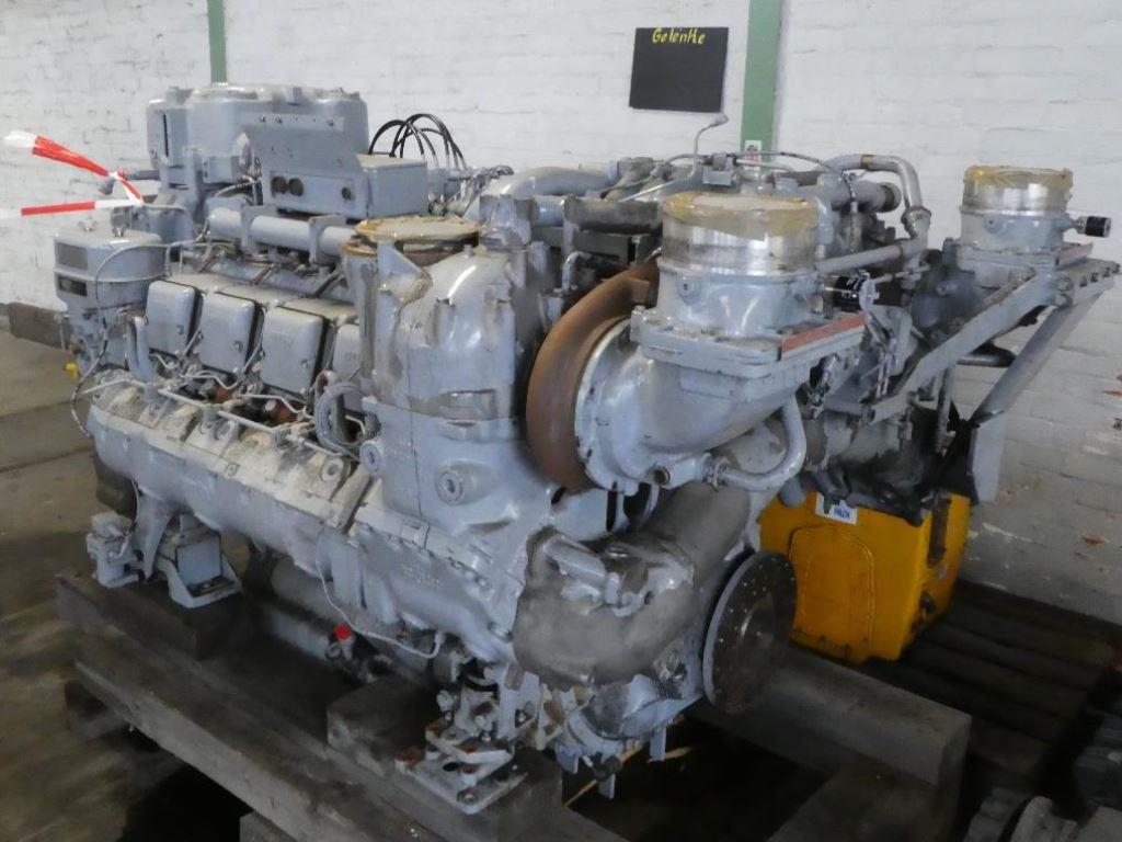 quebra-gelo/ rebocador motorizado bem conservado <br>"Hugo Lentz"-2