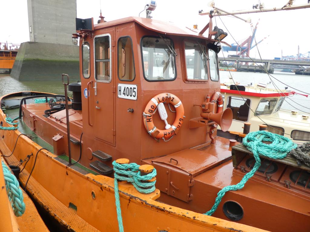 quebra-gelo/ rebocador motorizado bem conservado <br>"Hugo Lentz"-7