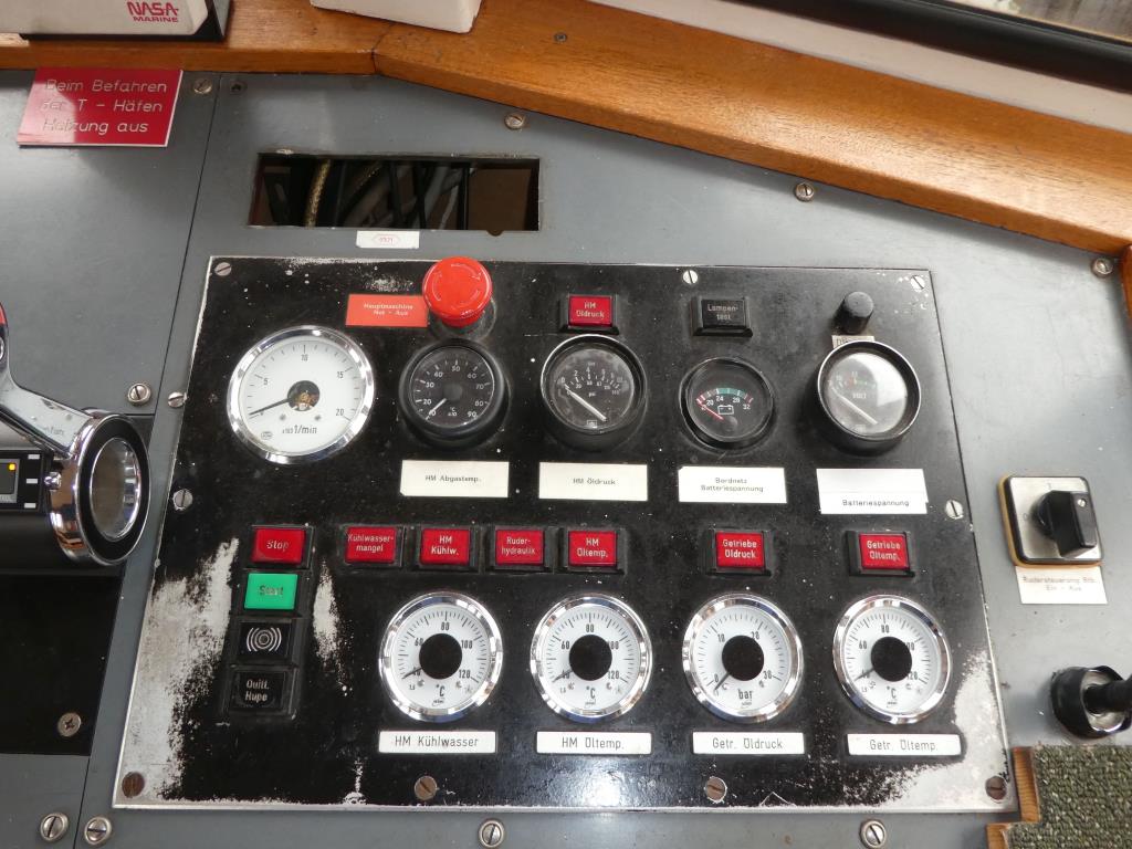 quebra-gelo/ rebocador motorizado bem conservado <br>"Hugo Lentz"-15