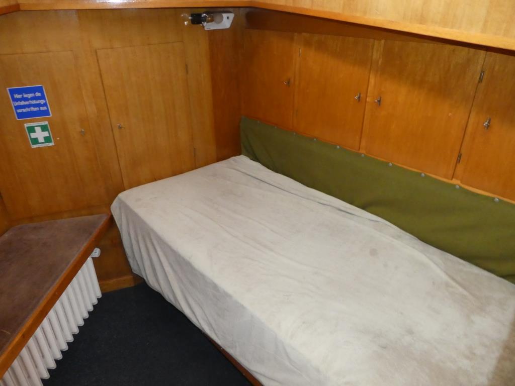 quebra-gelo/ rebocador motorizado bem conservado <br>"Hugo Lentz"-22