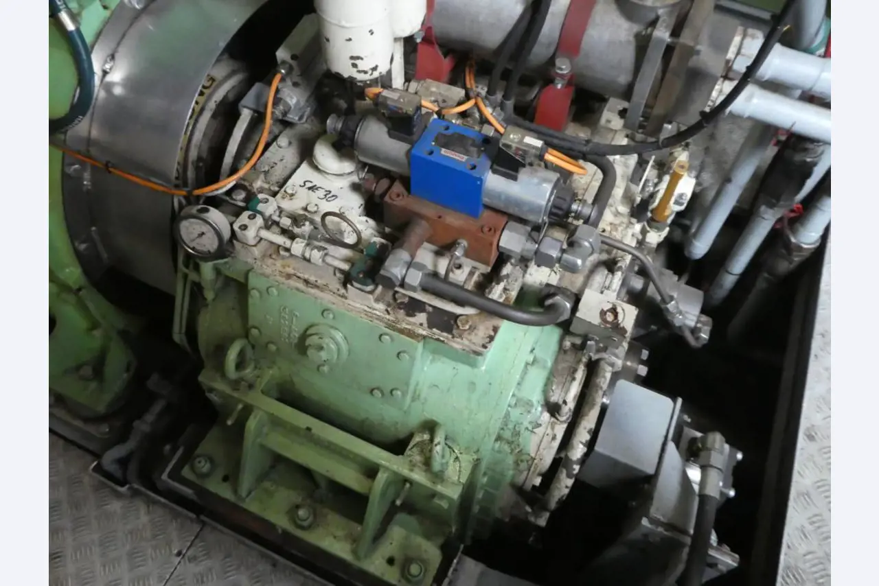 quebra-gelo/ rebocador motorizado bem conservado <br>"Hugo Lentz"-26