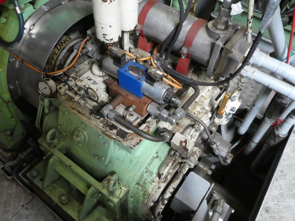 quebra-gelo/ rebocador motorizado bem conservado <br>"Hugo Lentz"-28