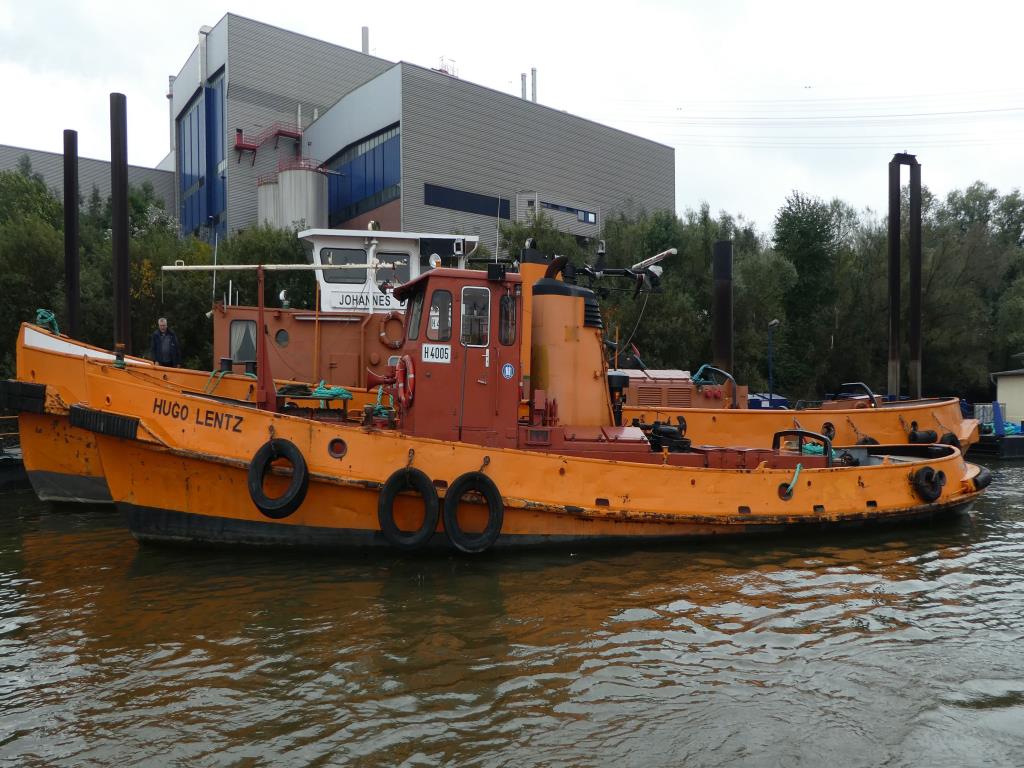 quebra-gelo/ rebocador motorizado bem conservado <br>"Hugo Lentz"-3