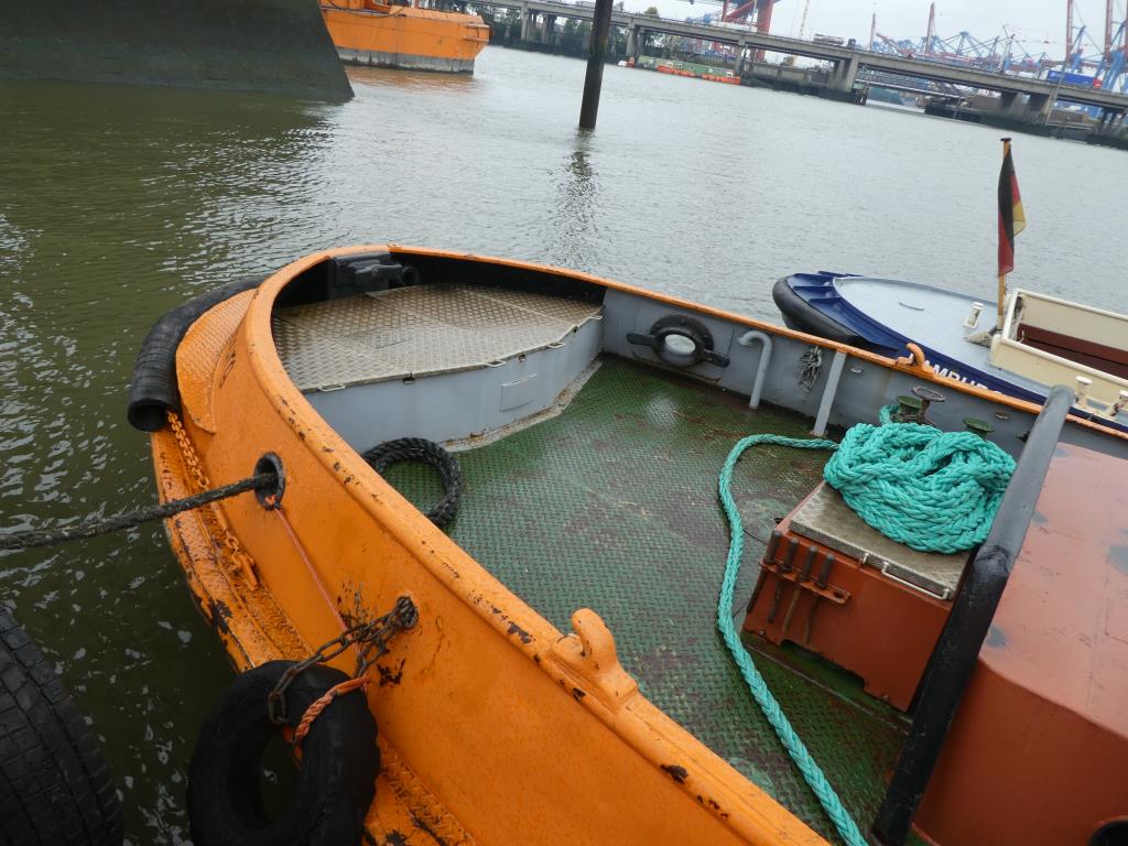 quebra-gelo/ rebocador motorizado bem conservado <br>"Hugo Lentz"-5