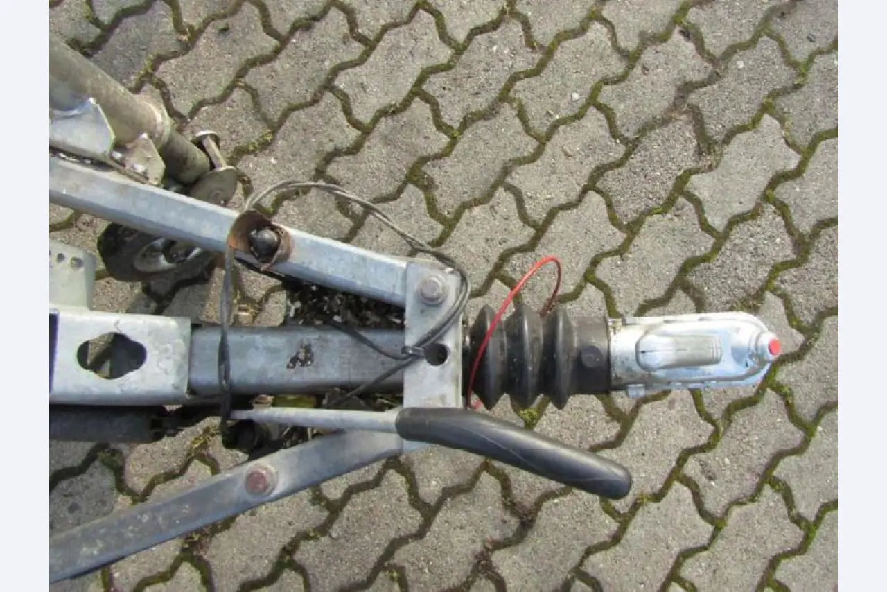 quebra-gelo/ rebocador motorizado bem conservado <br>"Hugo Lentz"-10