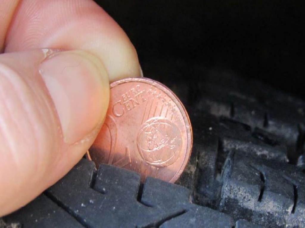 quebra-gelo/ rebocador motorizado bem conservado <br>"Hugo Lentz"-13