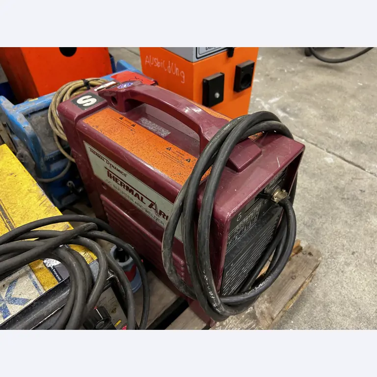 equipamento técnico bem conservado da zona portuária-1