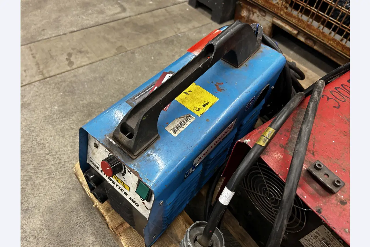 goed onderhouden technische uitrusting van het havengebied-3