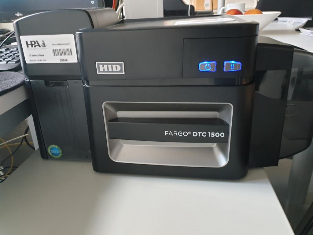 Equipos de taller y fontanería de la zona portuaria-1