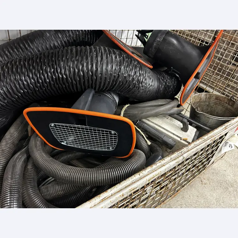 goed onderhouden technische uitrusting van het havengebied-3