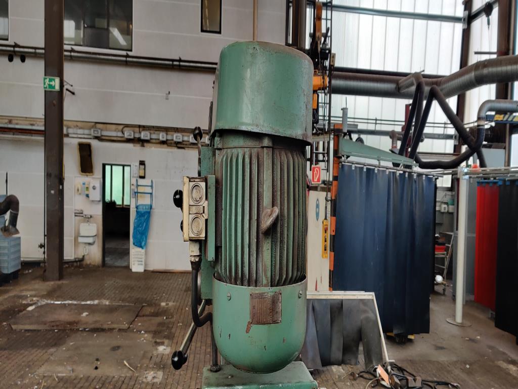 Oprema za delavnico/inštalatersko opremo z območja pristanišča-12