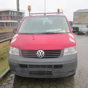 Přepravník aut uzavřen VW 7HCA