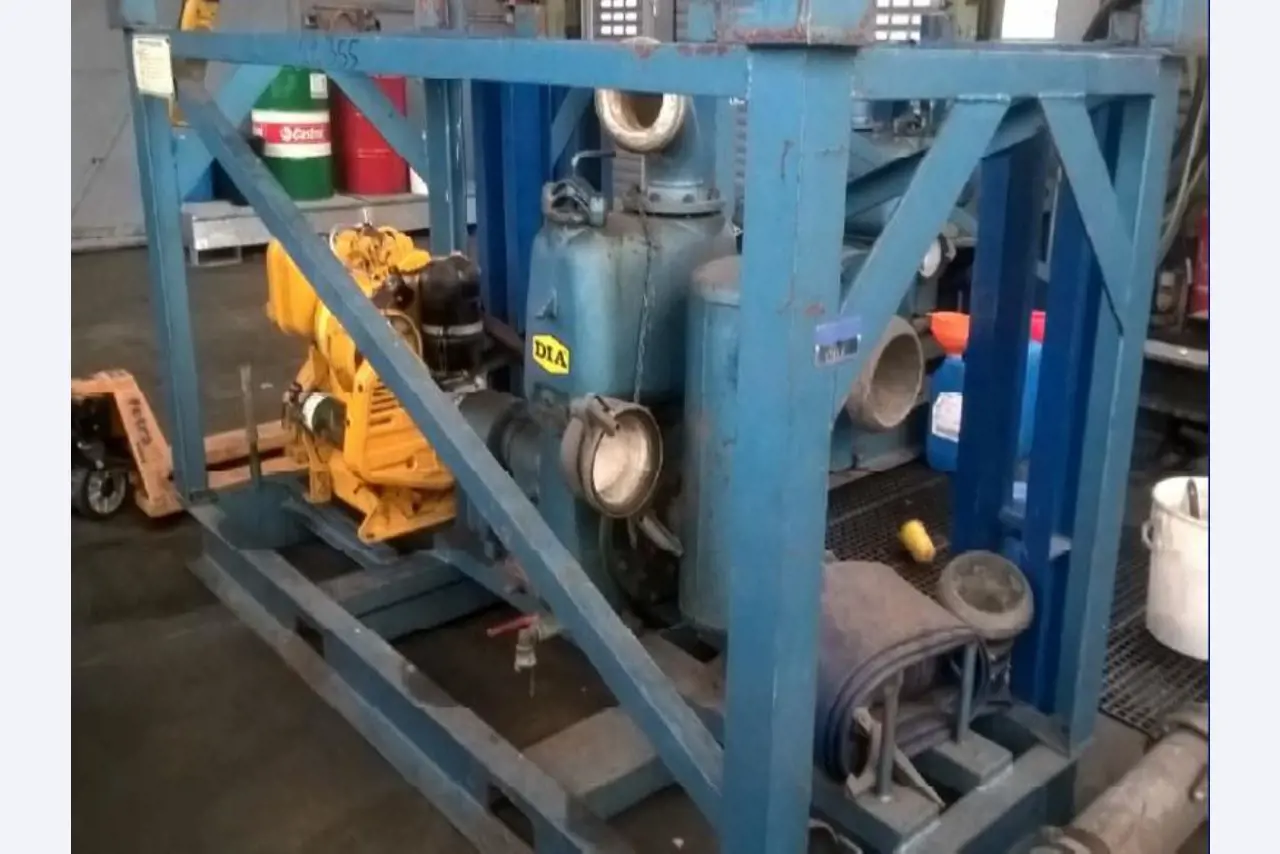 Hafenfahrzeuge/ Pontons-15