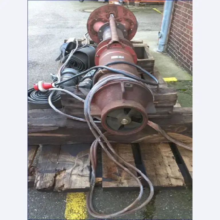 Hafenfahrzeuge/ Pontons-37