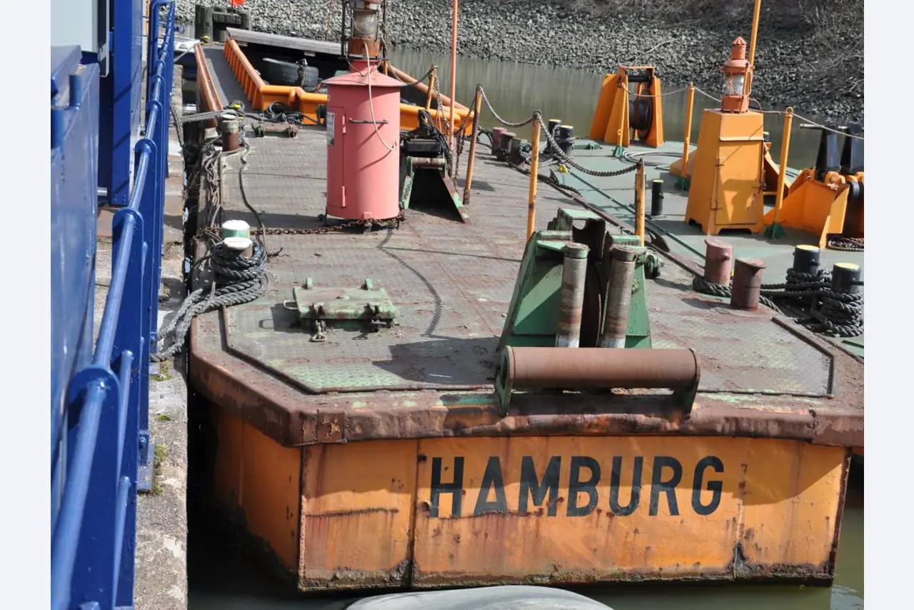 Havenboten/pontons-1