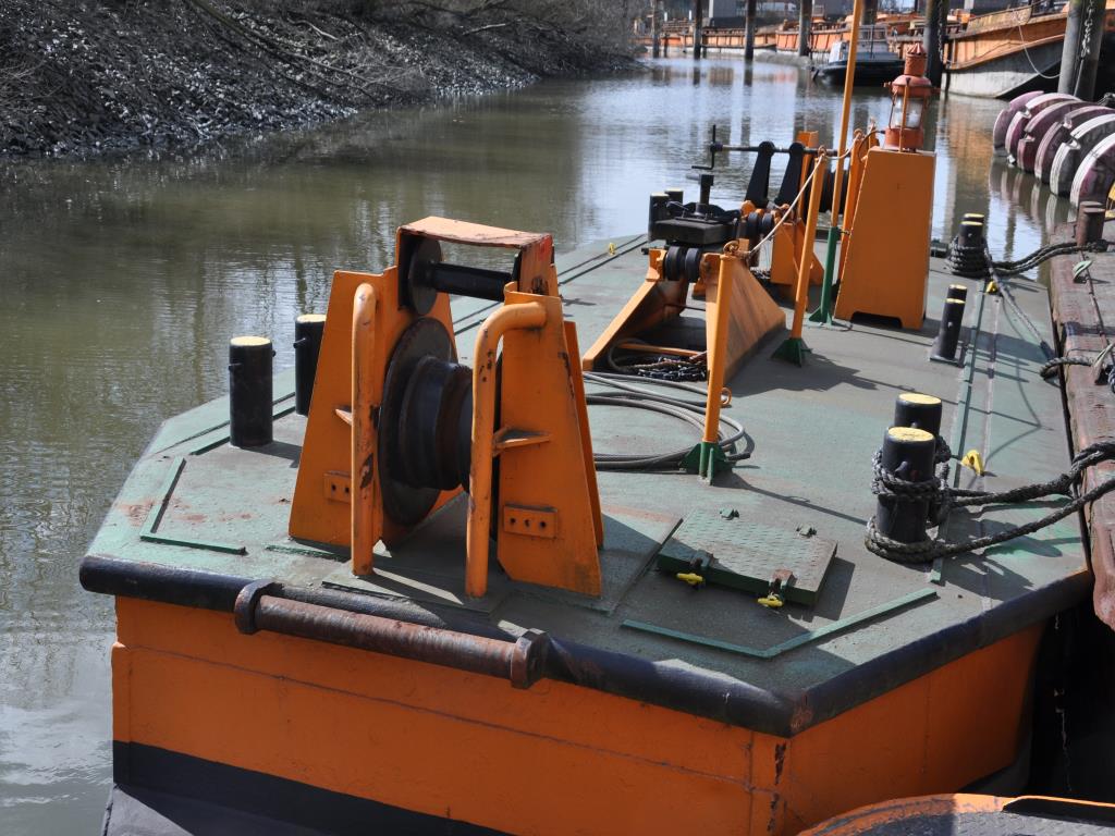 harbor watercrafts/ pontoons-3