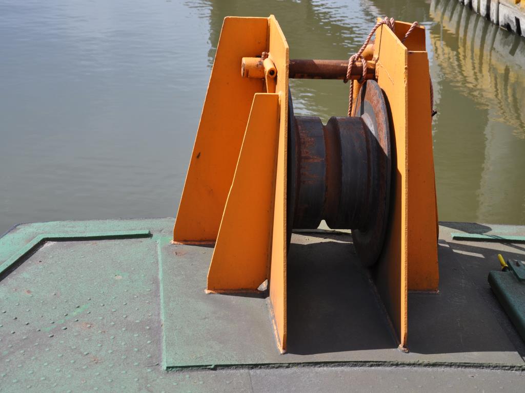 harbor watercrafts/ pontoons-8