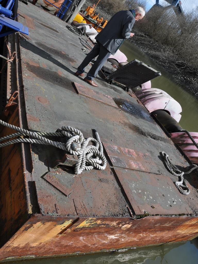 harbor watercrafts/ pontoons-1