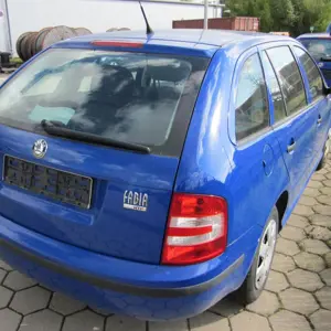 Auto/ stationwagen - voertuigidentificatienummer TMBJY26Y774143214 Skoda Fabia