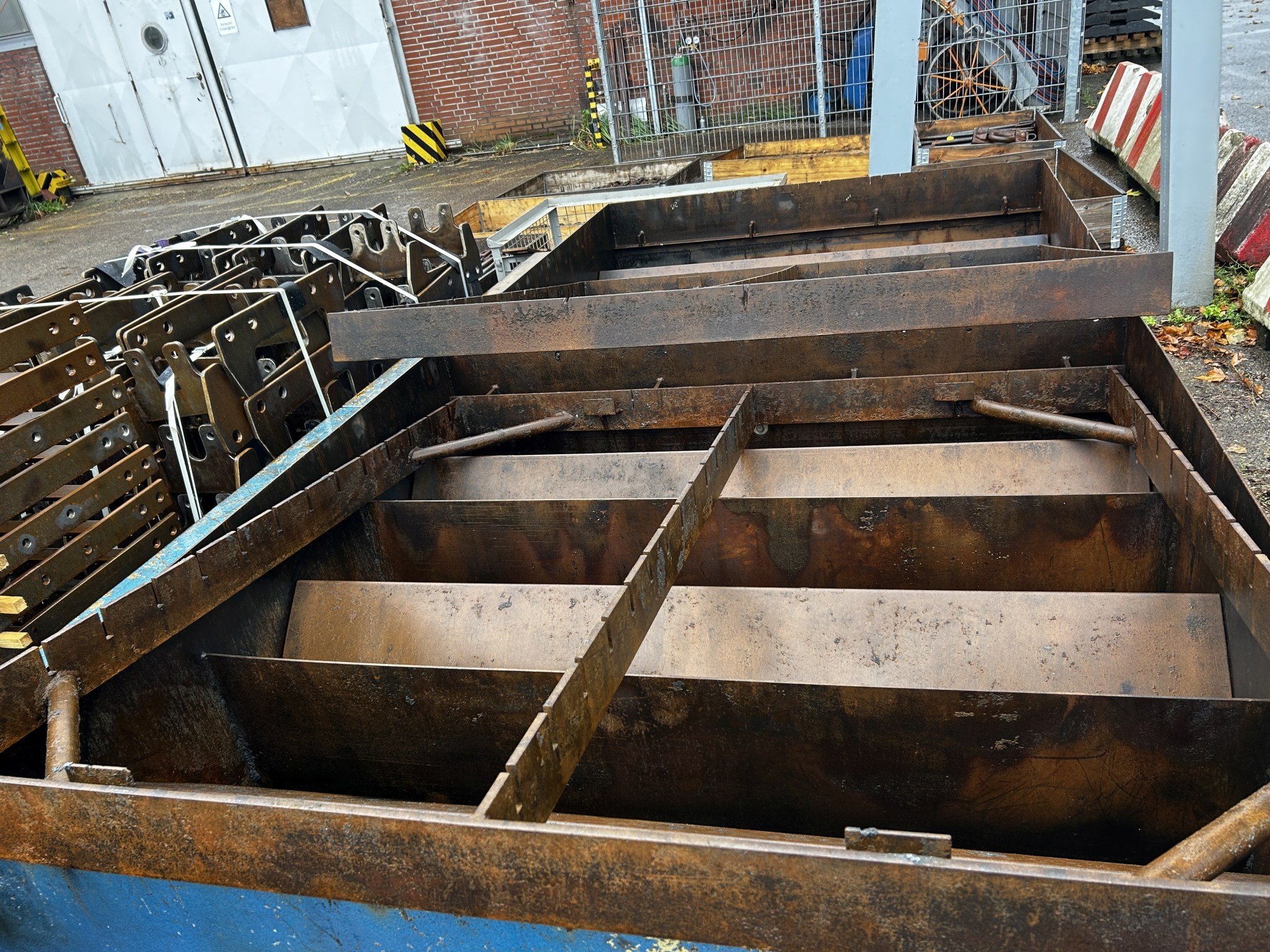 équipement technique soigné provenant de l'environnement portuaire-10