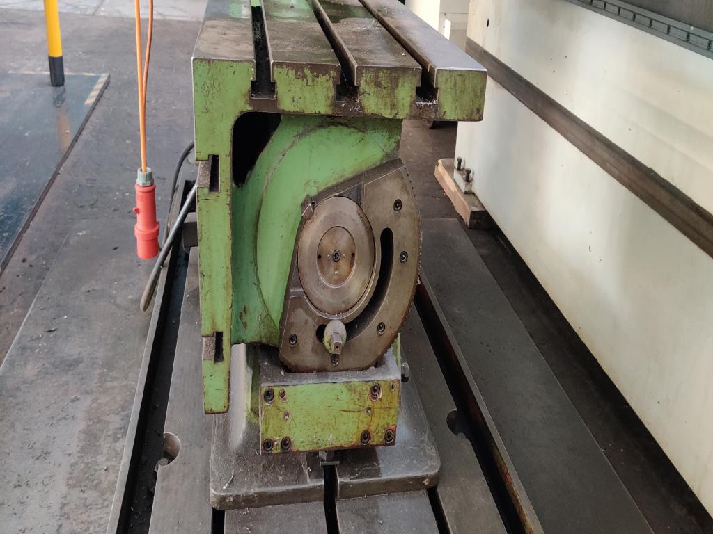 Equipos de taller y fontanería de la zona portuaria-12