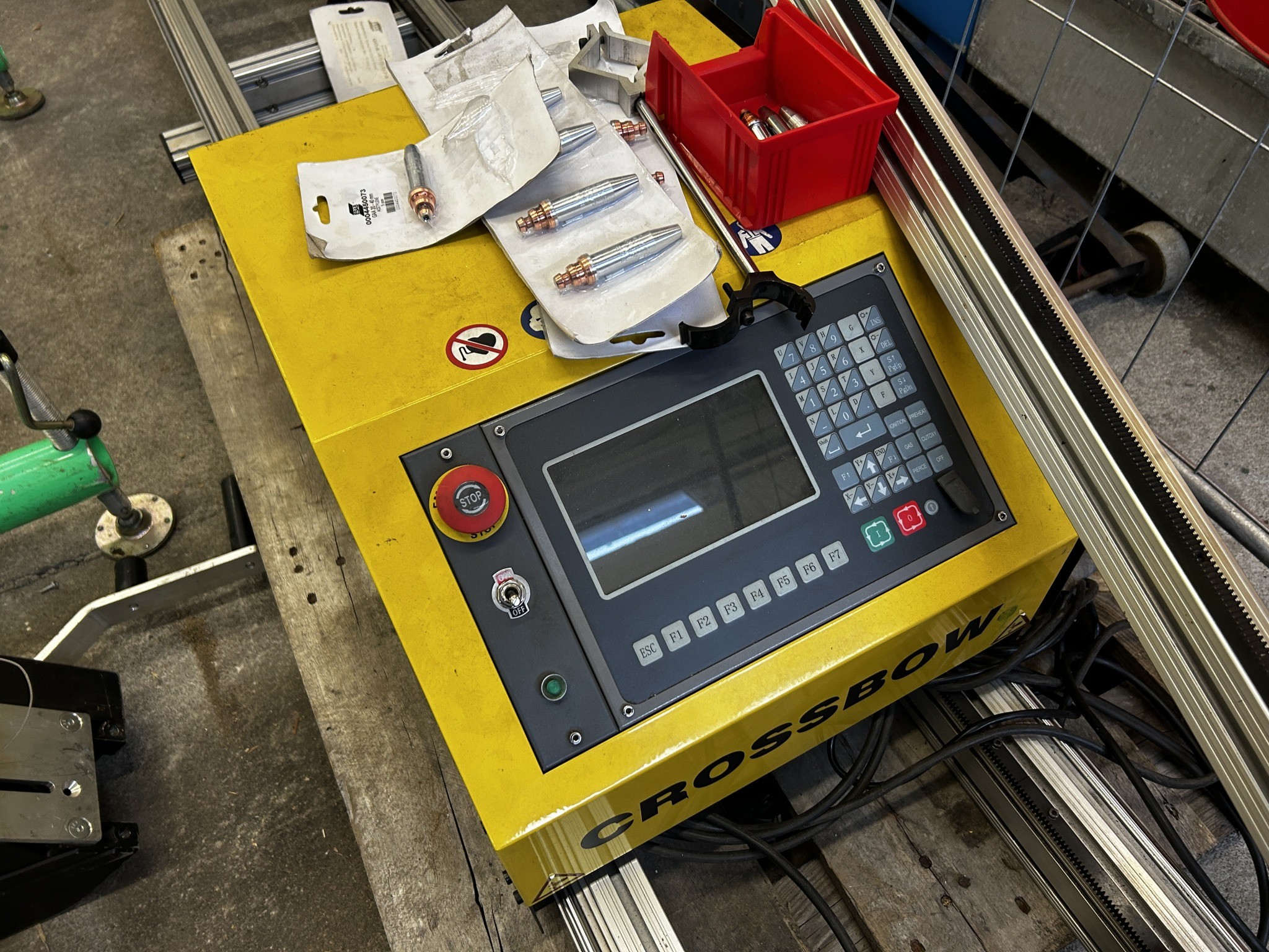 équipement technique soigné provenant de l'environnement portuaire-4