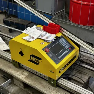 1 Posten CNC vlamscheider incl. brandtafel ESAB Crossbow