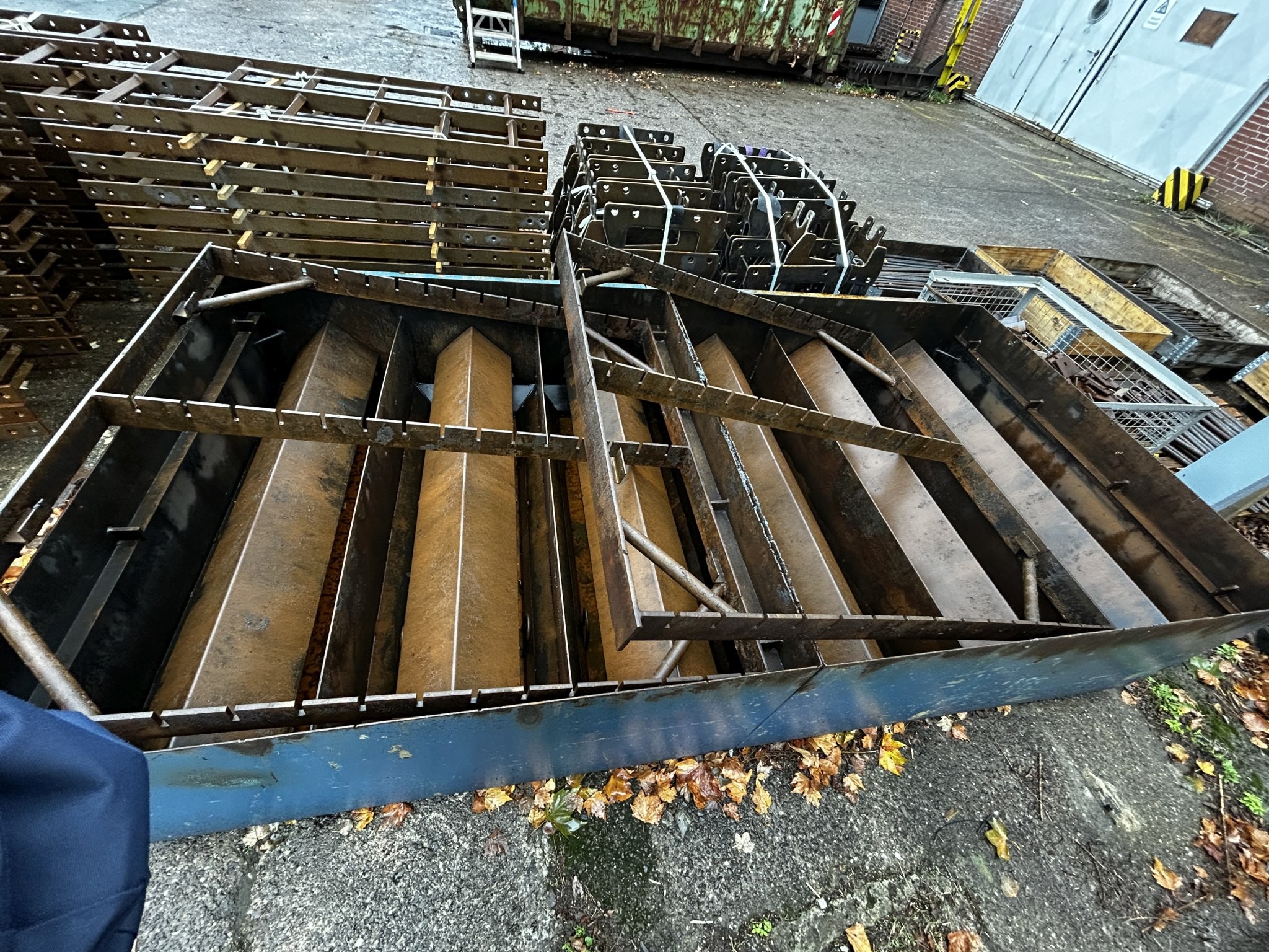 équipement technique soigné provenant de l'environnement portuaire-9