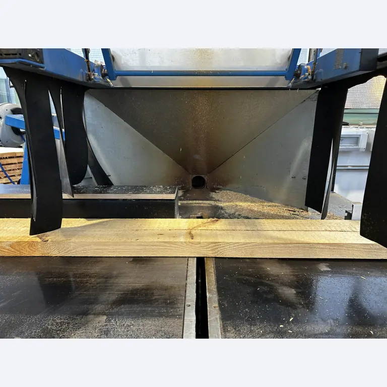 goed onderhouden technische uitrusting van het havengebied-13