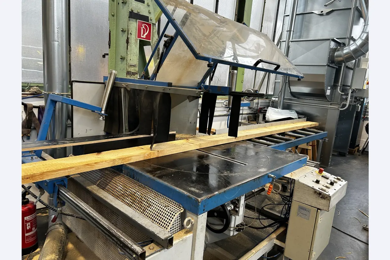 goed onderhouden technische uitrusting van het havengebied-1