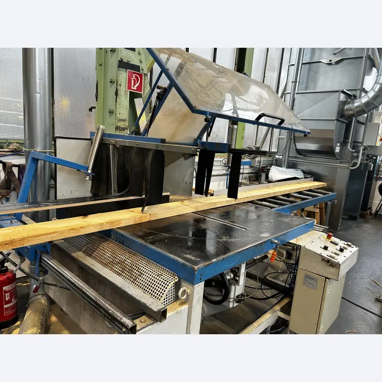 goed onderhouden technische uitrusting van het havengebied-1