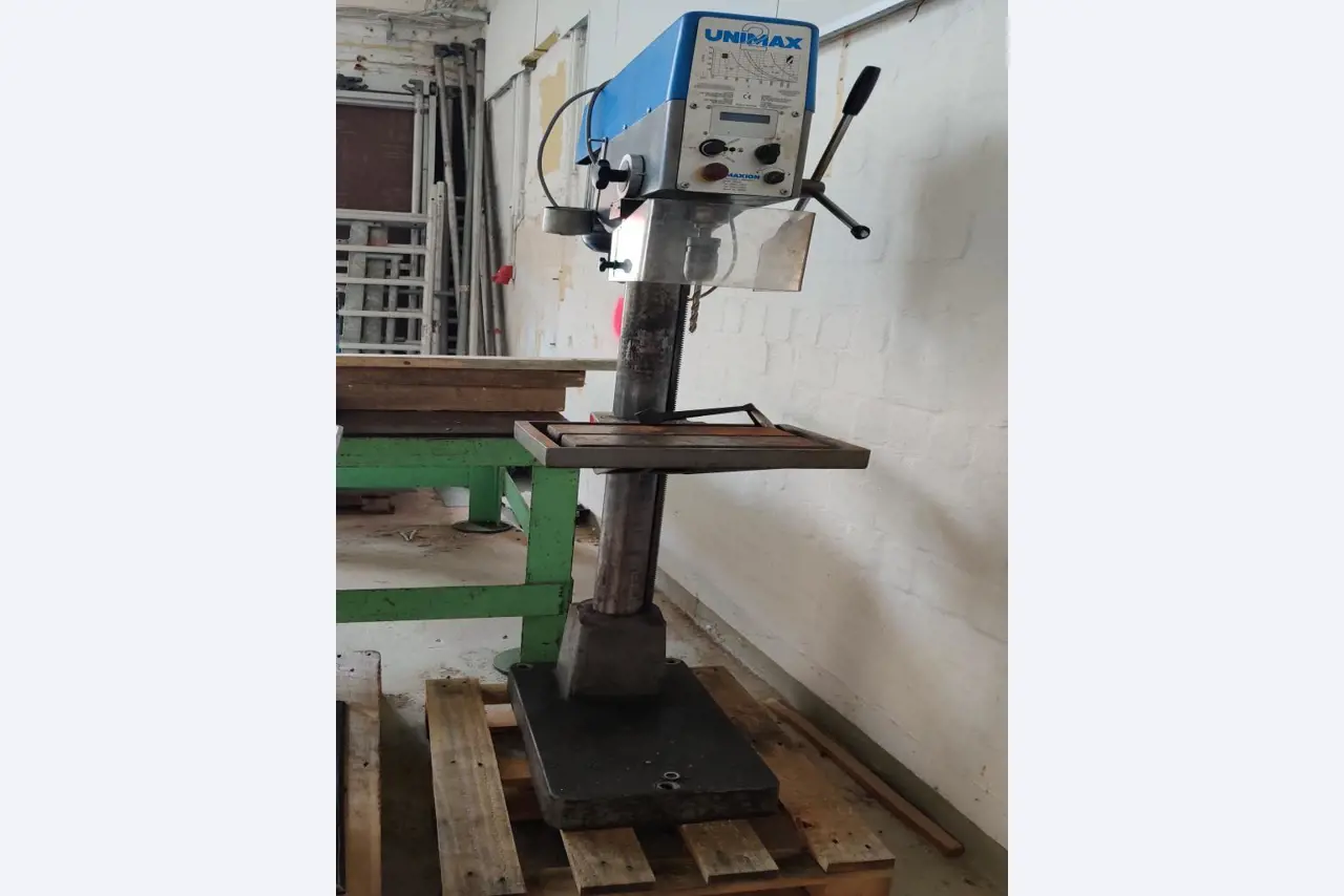 Workshop/plumbing equipment from the harbour area-1