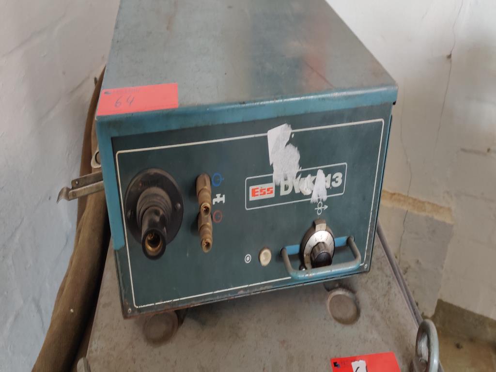 Equipos de taller y fontanería de la zona portuaria-2