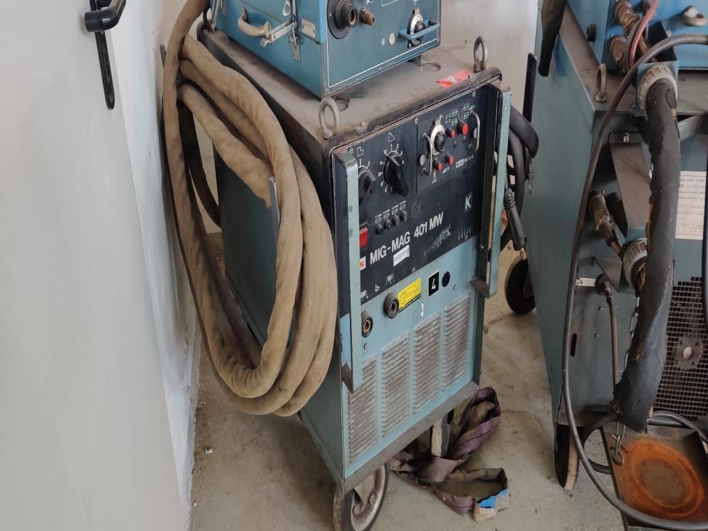 Equipos de taller y fontanería de la zona portuaria-3