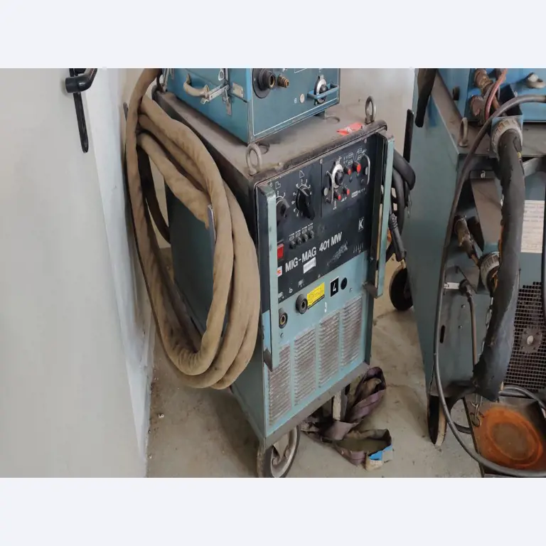 Werkplaats/benodigdheden voor loodgieterswerk uit het havengebied-3