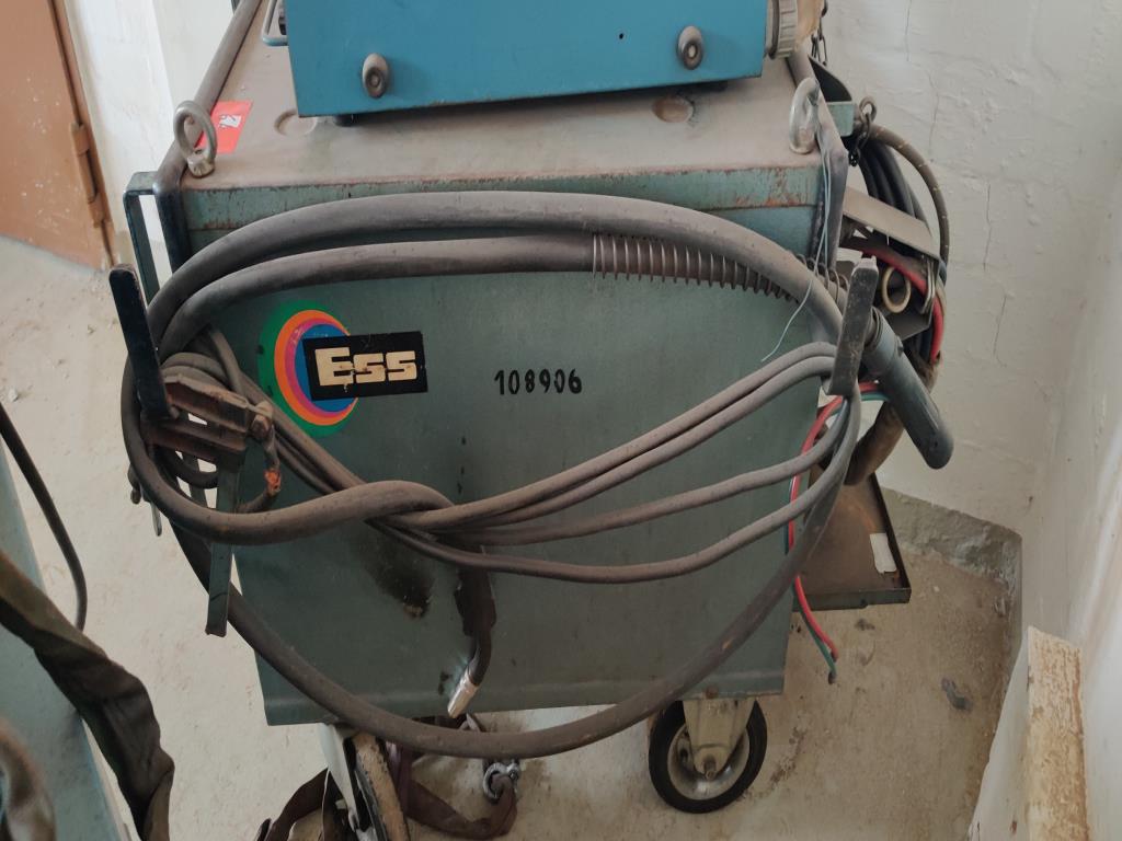 Equipos de taller y fontanería de la zona portuaria-4