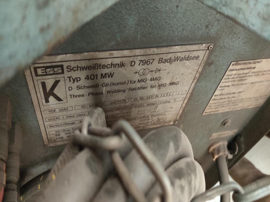 Equipos de taller y fontanería de la zona portuaria-5