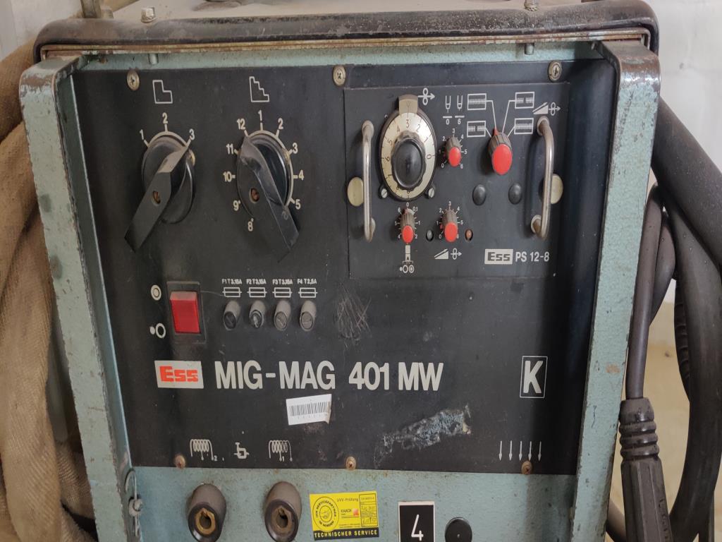 Equipos de taller y fontanería de la zona portuaria-6