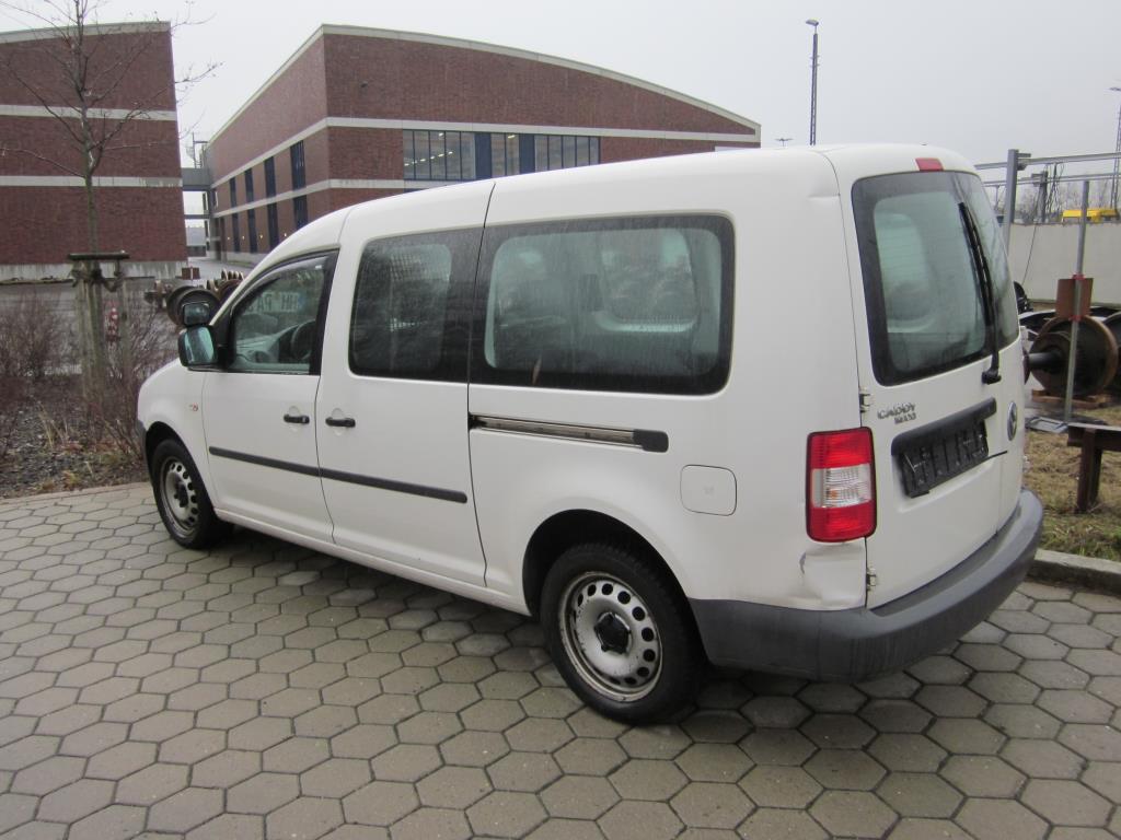 Well-maintained Vehicles-3