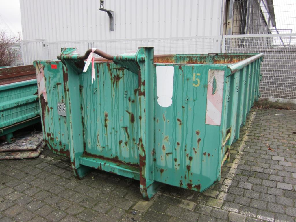 Well-maintained Vehicles-3