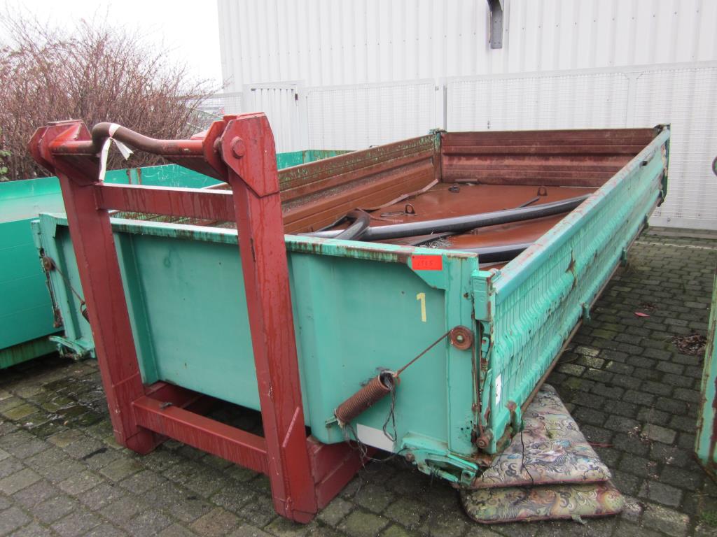 Well-maintained Vehicles-5