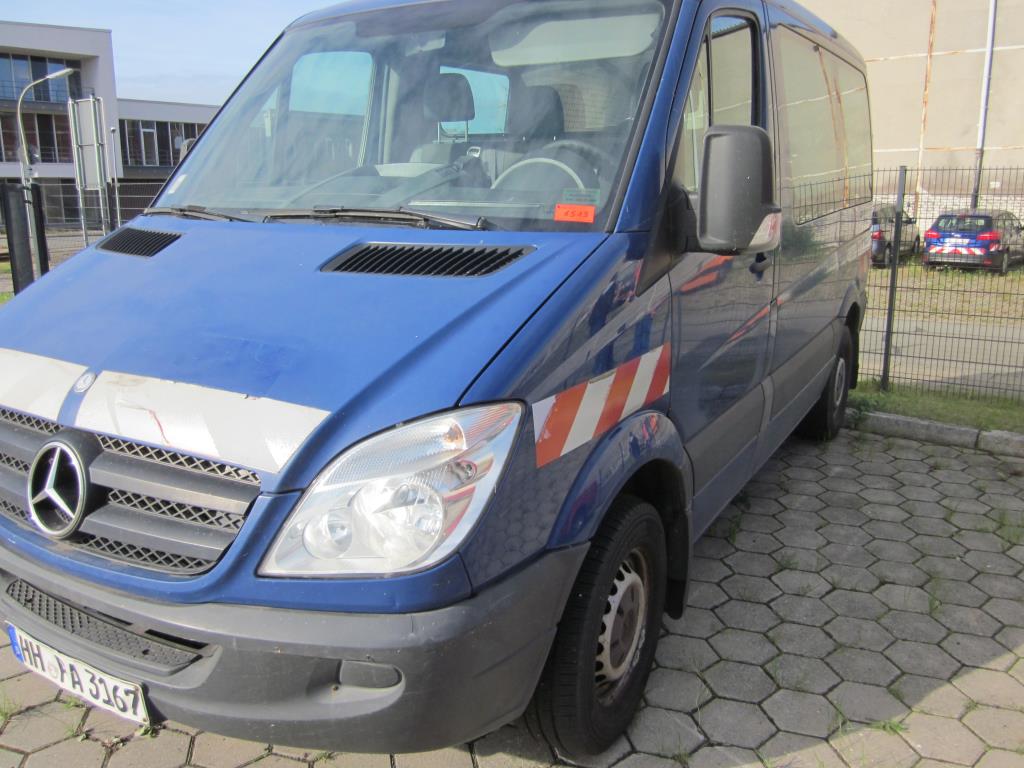 Veículos do Estado em bom estado de conservação-3