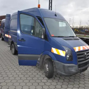 Zamknięta skrzynia ciężarówki - dawniej HH-PA 3124 VW Crafter