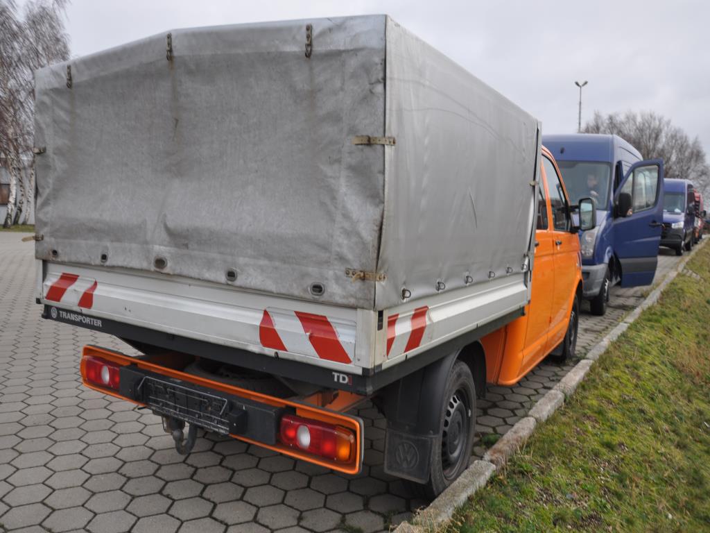 diverse schwimmende Arbeitsgeräte-4