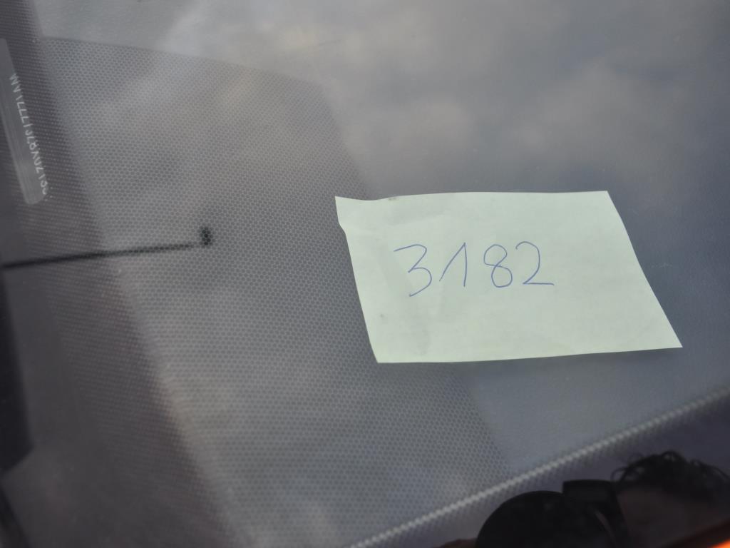 diverse schwimmende Arbeitsgeräte-8