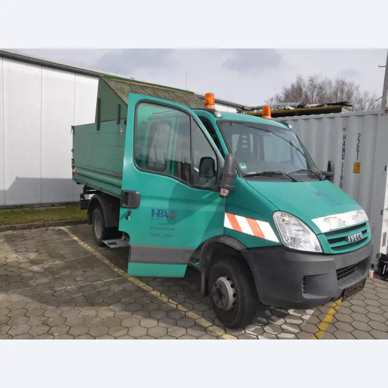 diverse schwimmende Arbeitsgeräte-3