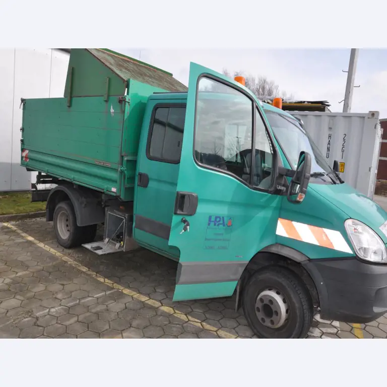 diverse schwimmende Arbeitsgeräte-1